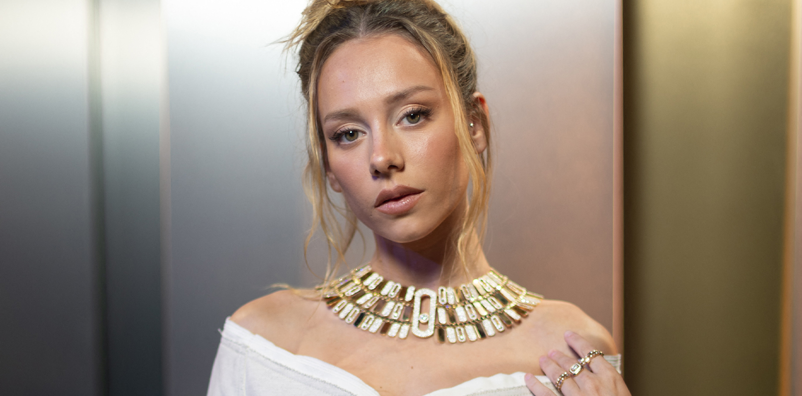 Ester Exposito, Ester Expósito, Interview, Lost in the Night, Elite, Instagram