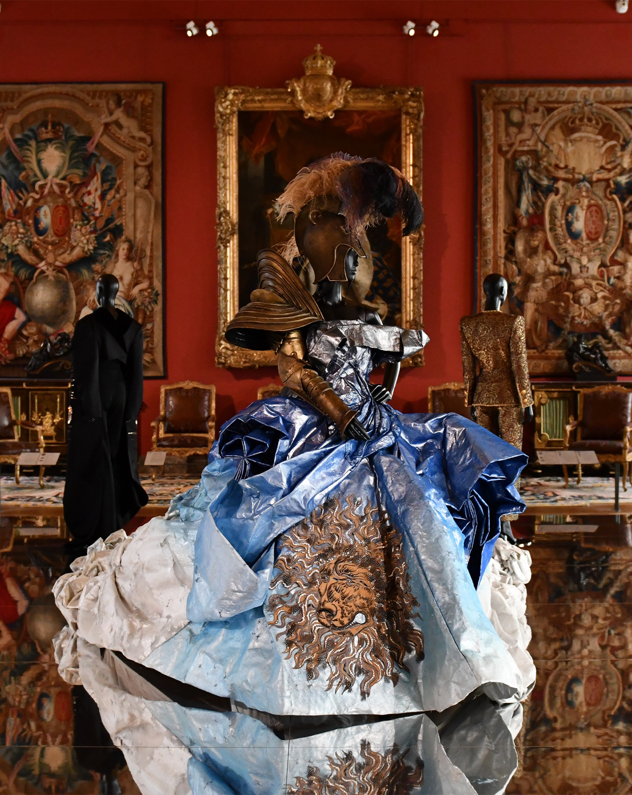 louvre couture exposition