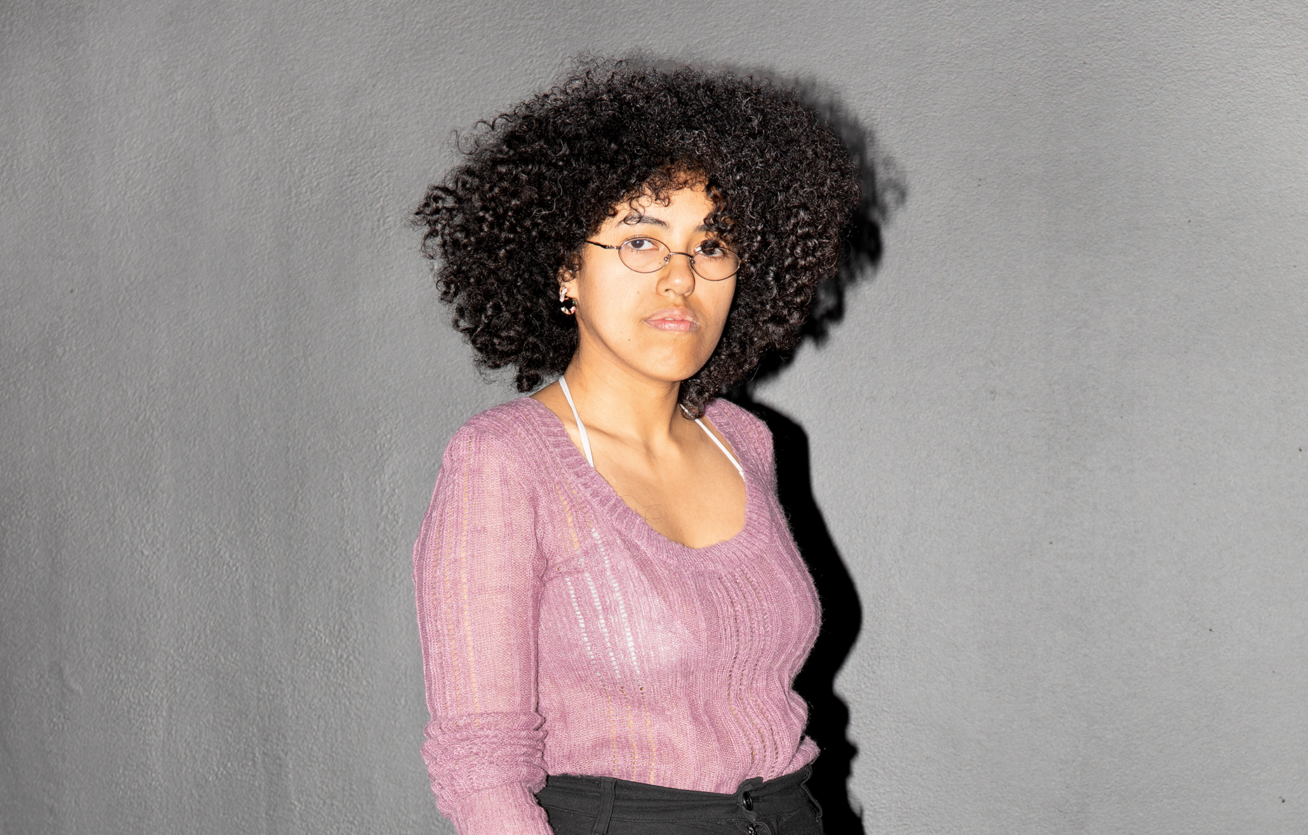 Anhar Salem dans l'exposition 1000 milliards d'images chez Reiffers Art Initiatives, Paris.