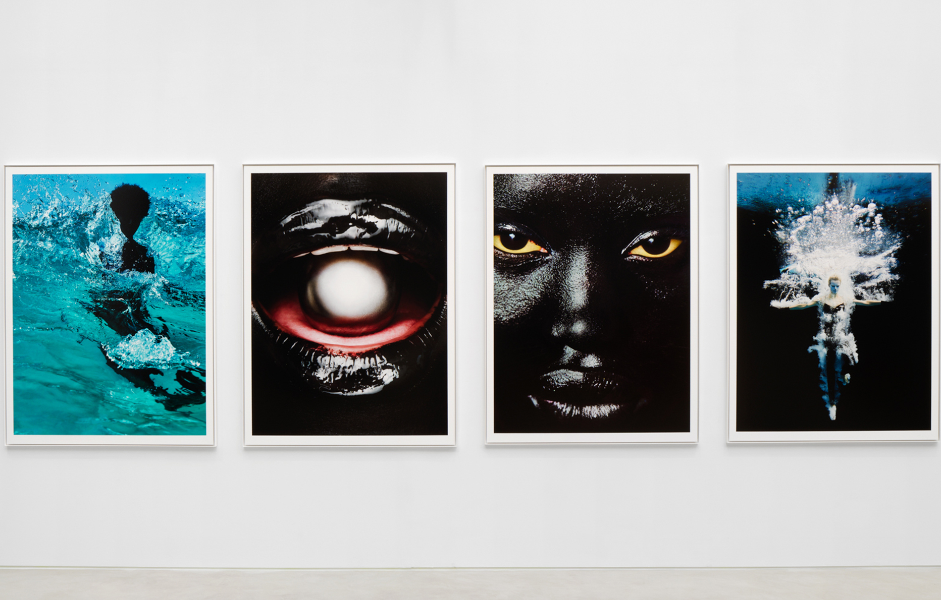 Txema Yeste x Numéro exposition au Reiffers Art Center à Paris.