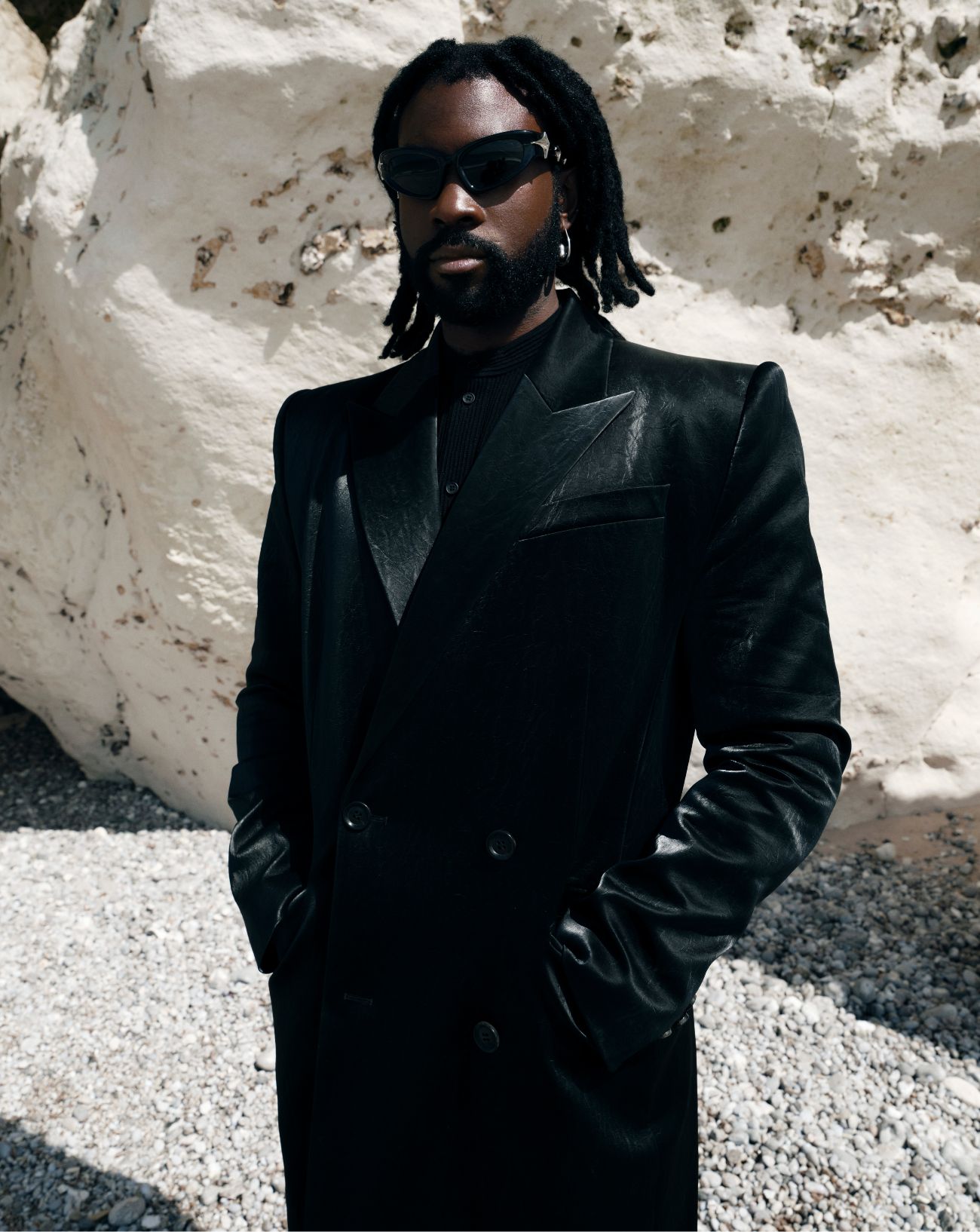 Le rappeur belge Damso dévoile son album Beyah.